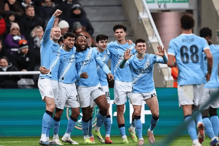 周六015德甲爆冷预警！霍芬海姆VS圣保利 欧冠冲刺VS保级续命 比分精准预判